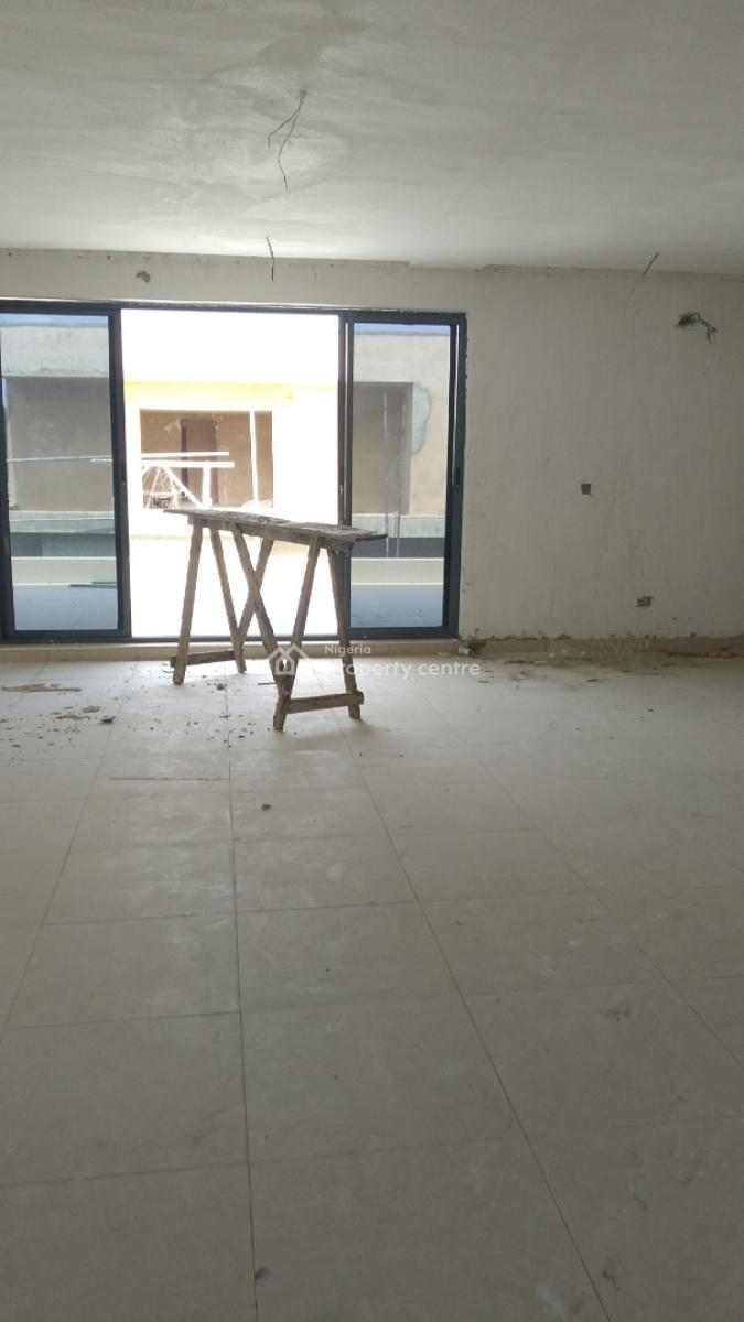 3 Bedroom Service Apartment, Lekki Phase 1, Lekki, Lagos, Flat / Apartment for Sale