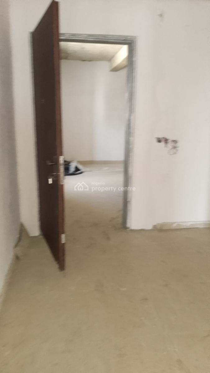 3 Bedroom Service Apartment, Lekki Phase 1, Lekki, Lagos, Flat / Apartment for Sale