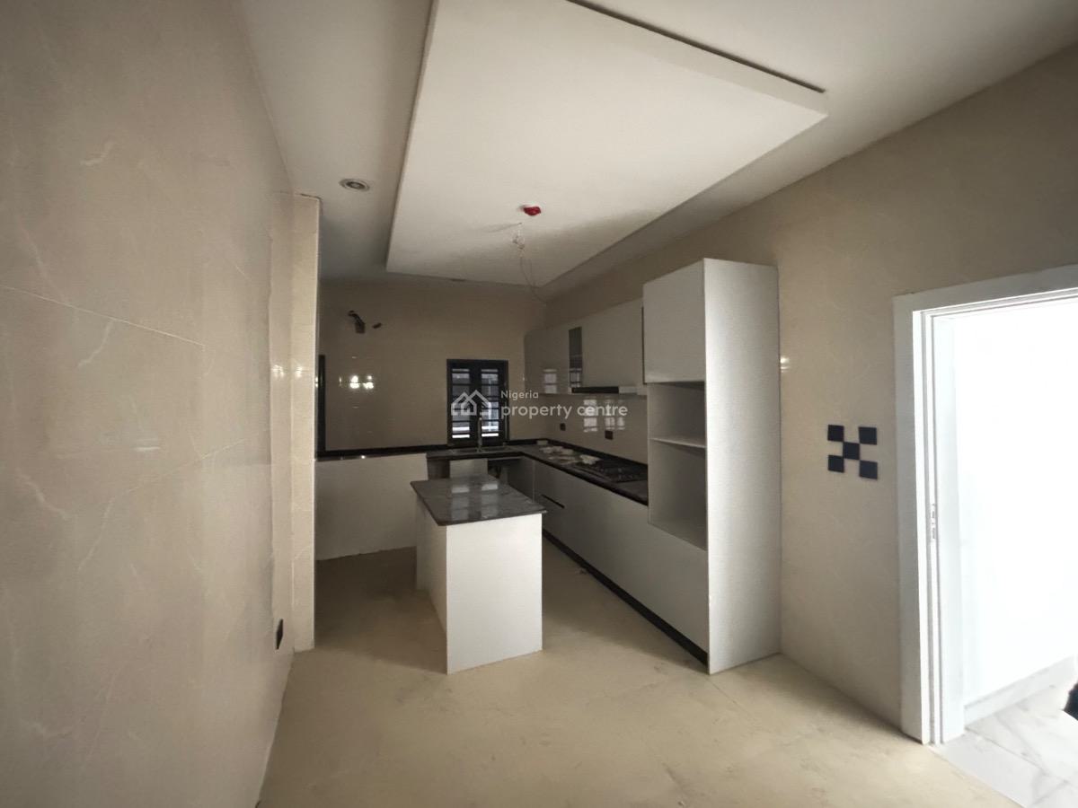 Modern 3 Bedroom Apartment, Off Freedom Way, Lekki Phase 1, Lekki, Lagos, Flat / Apartment for Sale