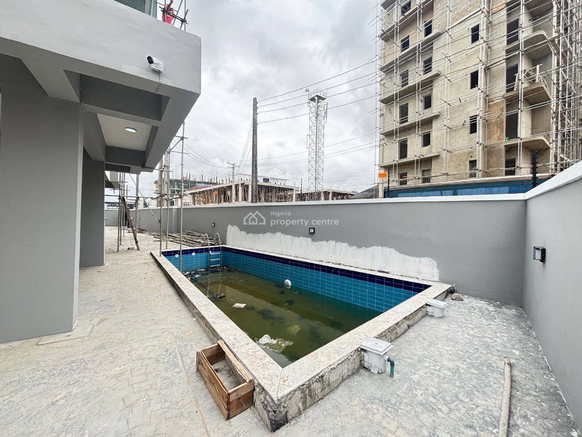 Modern 3 Bedroom Apartment, Off Freedom Way, Lekki Phase 1, Lekki, Lagos, Flat / Apartment for Sale