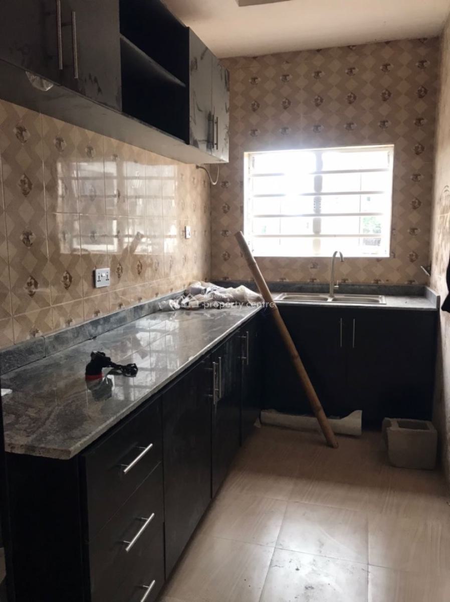 Newly and Luxury Built: Up and Down, Ogunfayo Area, Awoyaya, Ibeju Lekki, Lagos, Flat / Apartment for Rent