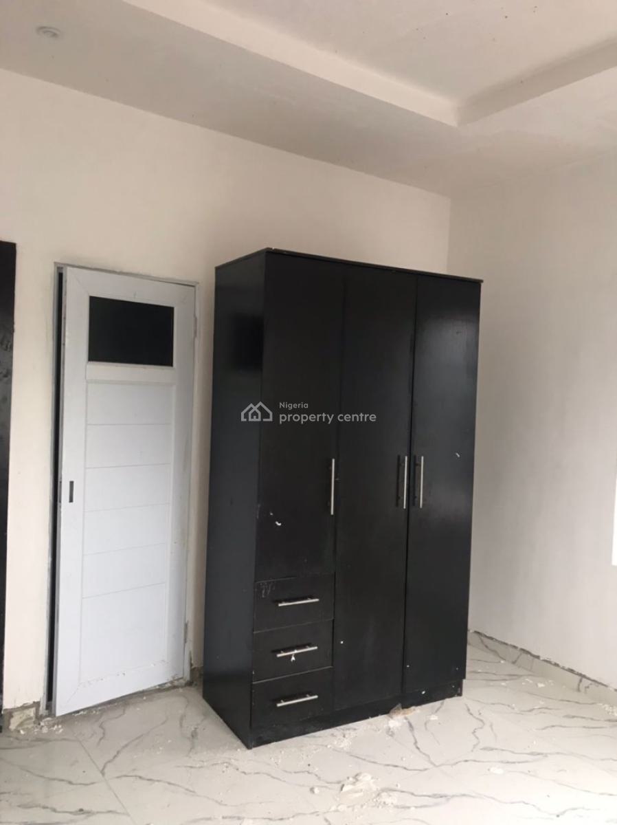 Newly and Luxury Built: Up and Down, Ogunfayo Area, Awoyaya, Ibeju Lekki, Lagos, Flat / Apartment for Rent