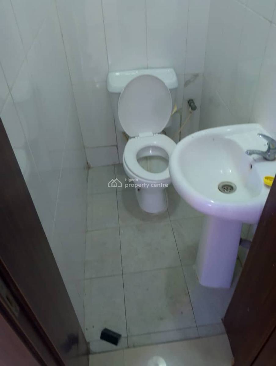 Lovely 3 Bedroom Apartment, Thomas Estate, Ajah Lekki Lagos, Ajah, Lagos, Flat / Apartment for Rent
