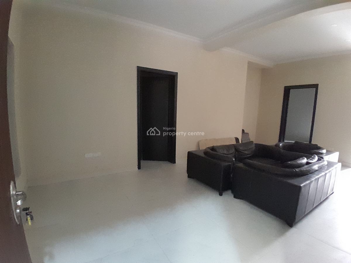 2 Bedroom Flat, Ilasan New Road, Ikate, Lekki, Lagos, Flat / Apartment for Sale