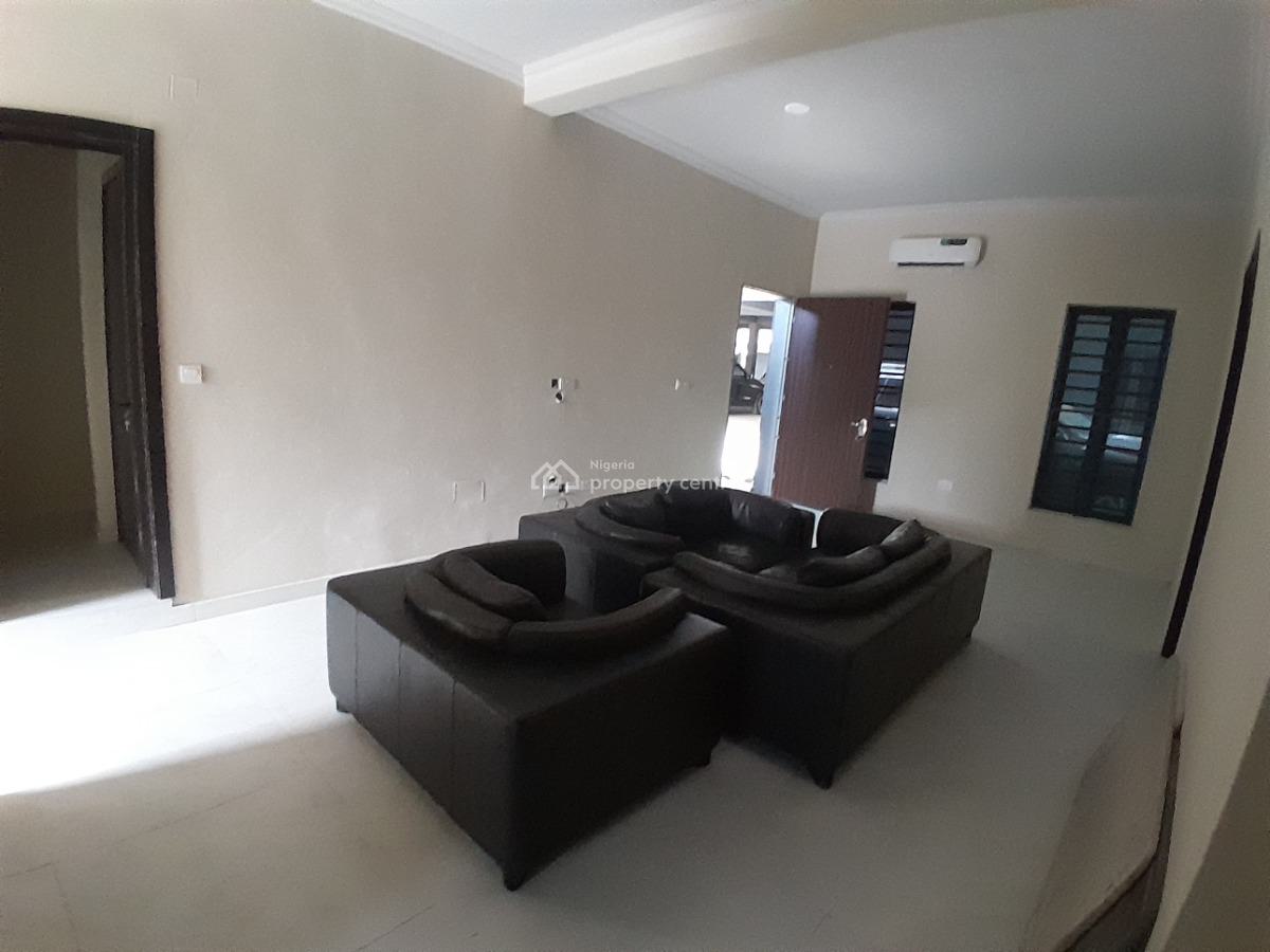 2 Bedroom Flat, Ilasan New Road, Ikate, Lekki, Lagos, Flat / Apartment for Sale