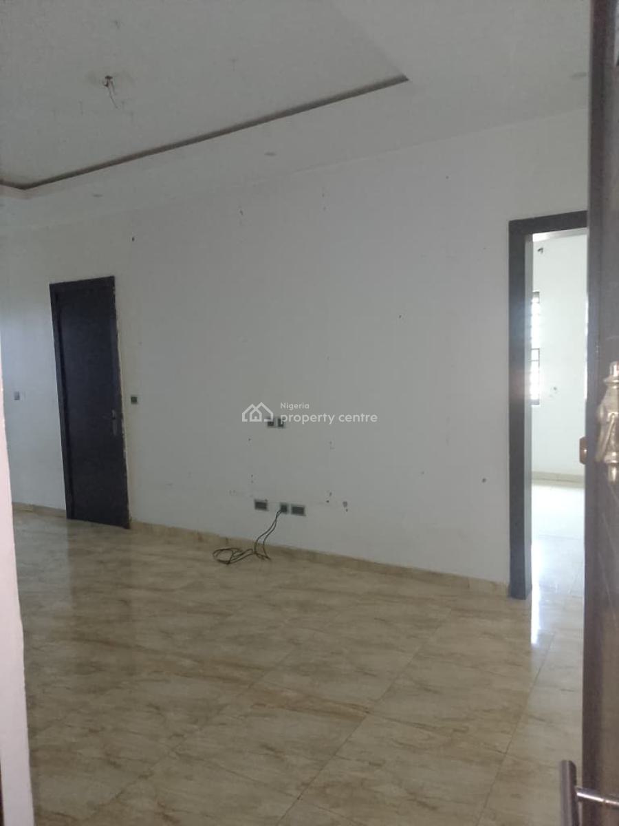 Spacious and Well Maintained Two Bedroom Flat, 18, Ayo Adeleye Street, Ilasan, Lekki, Lagos, Flat / Apartment for Rent