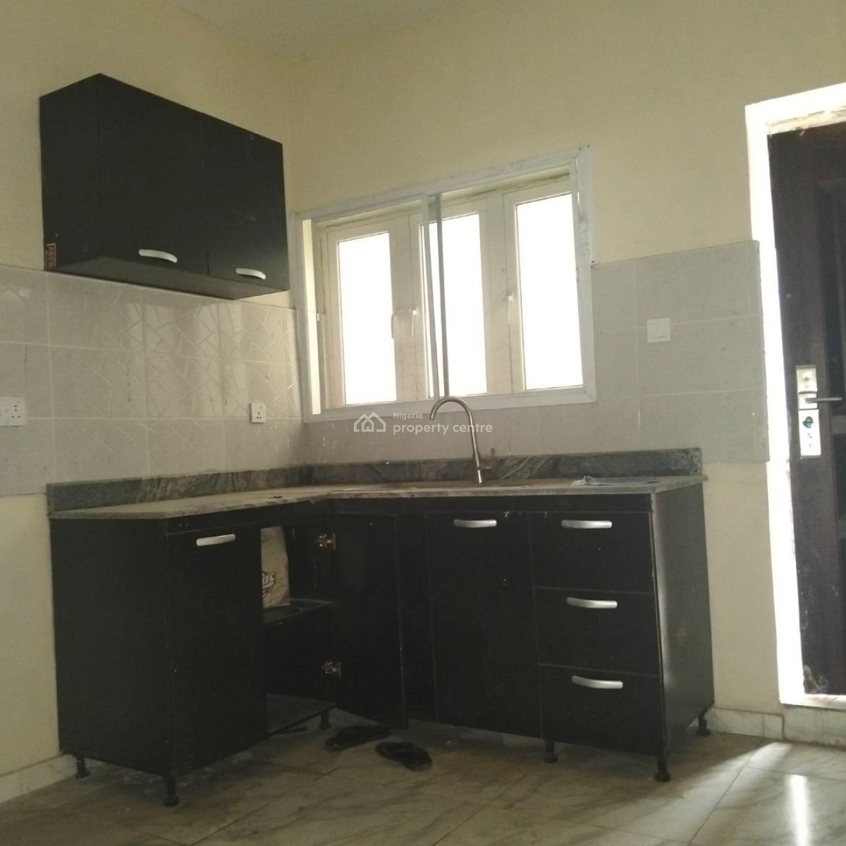 an Investment Opportunity 3 Bedrooms Terrace Houses, Orchid Estate, Lafiaji, Lekki, Lagos, House for Sale