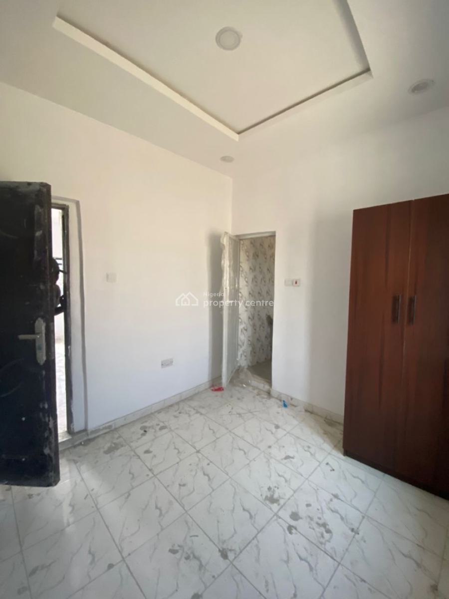 Newly Built  Upstairs and Downstairs, Via Thera Annex, Sangotedo, Ogombo, Ajah, Lagos, Mini Flat (room and Parlour) for Rent