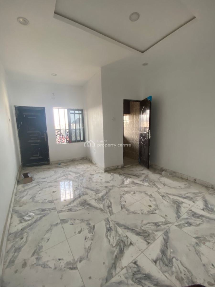 Newly Built  Upstairs and Downstairs, Via Thera Annex, Sangotedo, Ogombo, Ajah, Lagos, Mini Flat (room and Parlour) for Rent