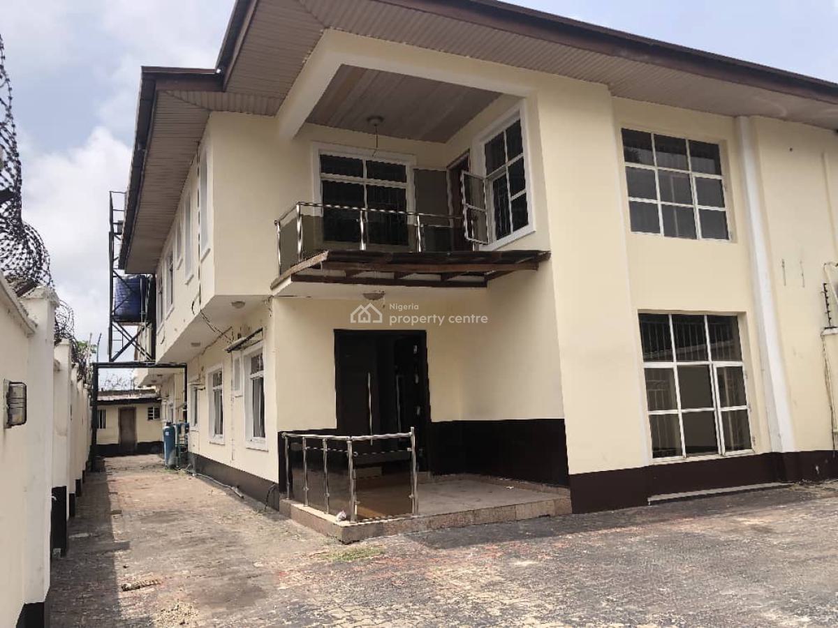 5 Bedroom Semi Detached House with Bq, Off Bisola Durosinmi Etti Drive, Lekki Phase 1, Lekki, Lagos, Semi-detached Duplex for Rent