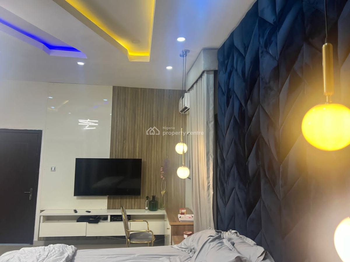 3-bedroom Apartment, Ologolo, Lekki, Lagos, Flat / Apartment for Rent