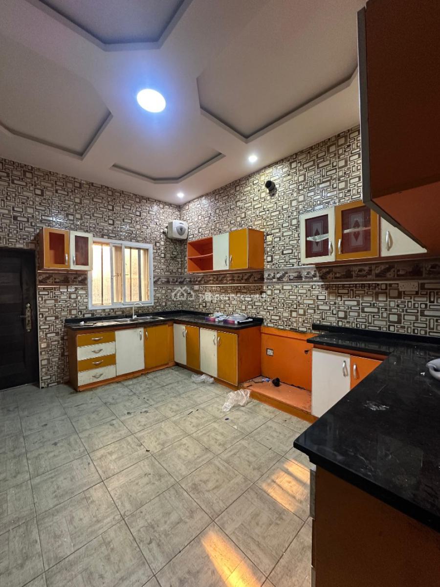 Luxury 3 Bedroom Apartment, Lekki Phase 1, Lekki, Lagos, Flat / Apartment for Rent