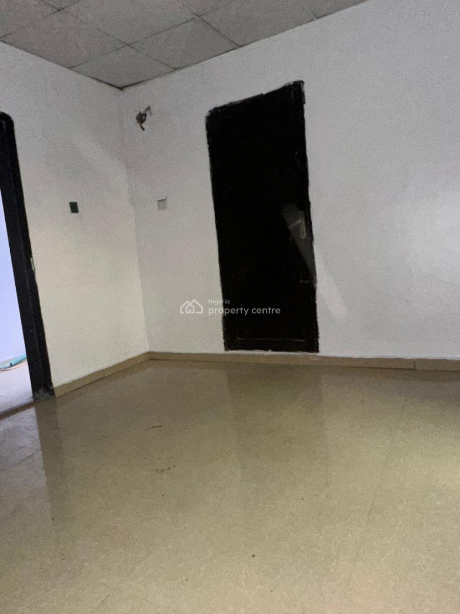 Self Contain, Off Kunsela Road Ikate Elegushi Lekki Lagos, Ikate Elegushi, Lekki, Lagos, Self Contain (single Rooms) for Rent