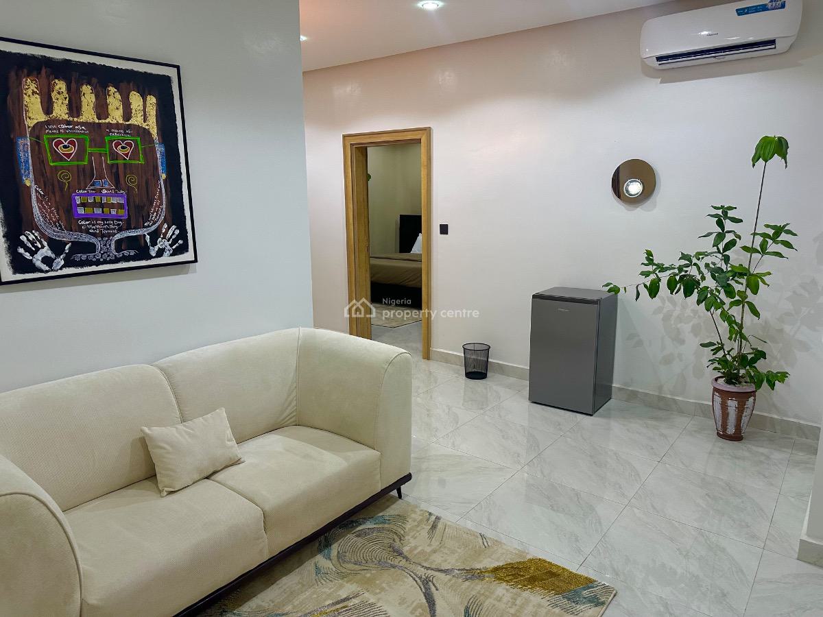 1 Bedroom Condo with Balcony, 3 Sorotona Close, Wuse 2, Abuja, Mini Flat (room and Parlour) Short Let