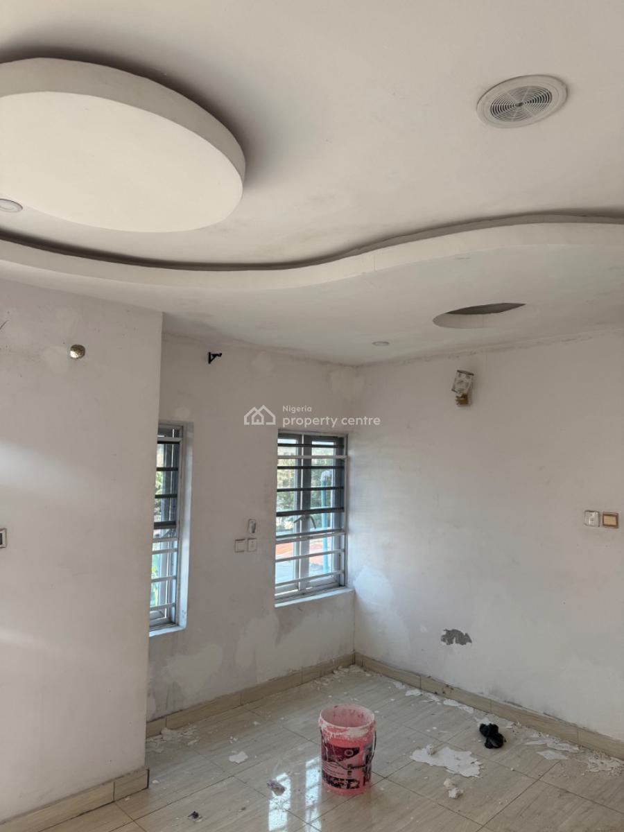 Newly Renovated 3 Bedroom Duplex with Excellent Facilities, Ilaje, Ajah, Lagos, Terraced Duplex for Rent