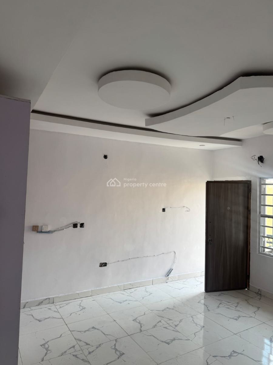 Newly Renovated 3 Bedroom Duplex with Excellent Facilities, Ilaje, Ajah, Lagos, Terraced Duplex for Rent