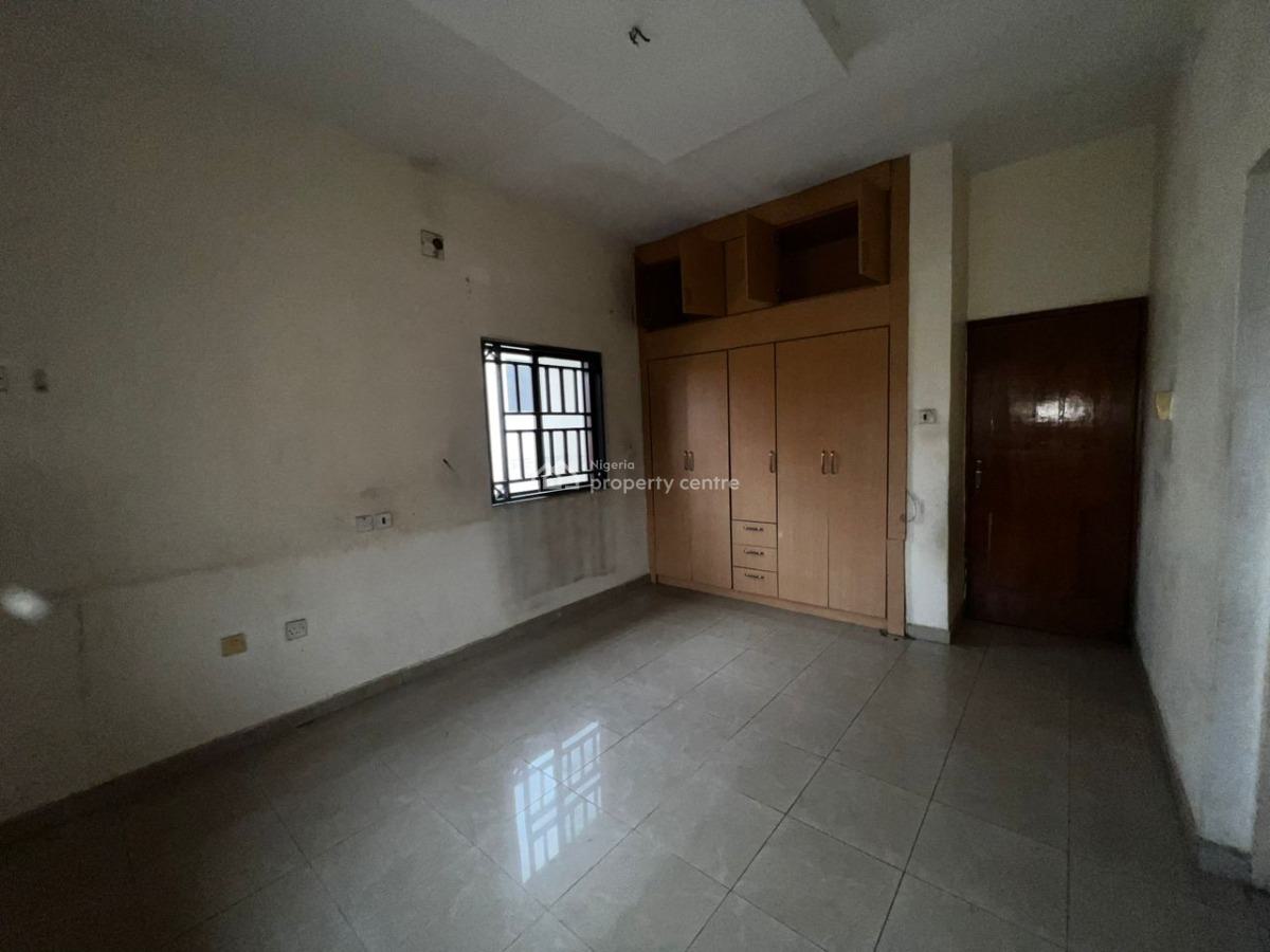 4 Units of 3 Bedrooms Flat with 1 Room Detached Bq for Each Unit., Utako, Abuja, Flat / Apartment for Sale