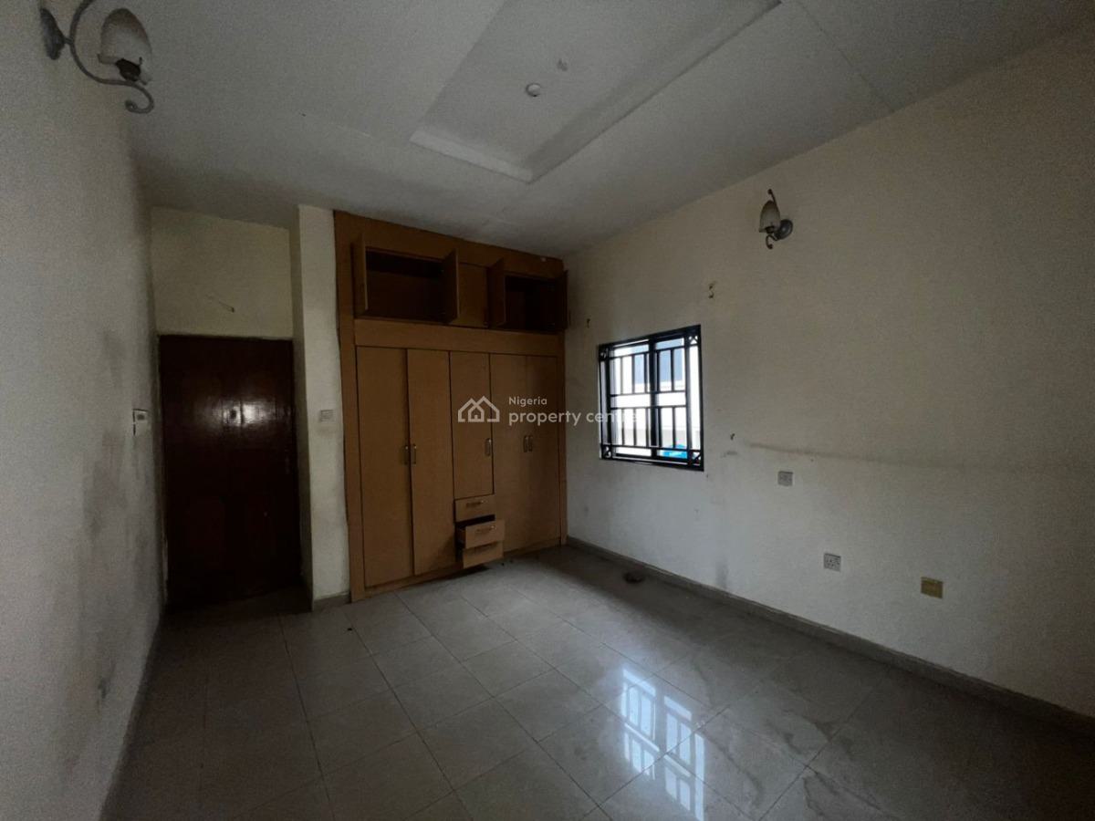 4 Units of 3 Bedrooms Flat with 1 Room Detached Bq for Each Unit., Utako, Abuja, Flat / Apartment for Sale