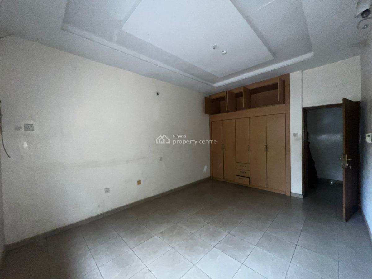 4 Units of 3 Bedrooms Flat with 1 Room Detached Bq for Each Unit., Utako, Abuja, Flat / Apartment for Sale