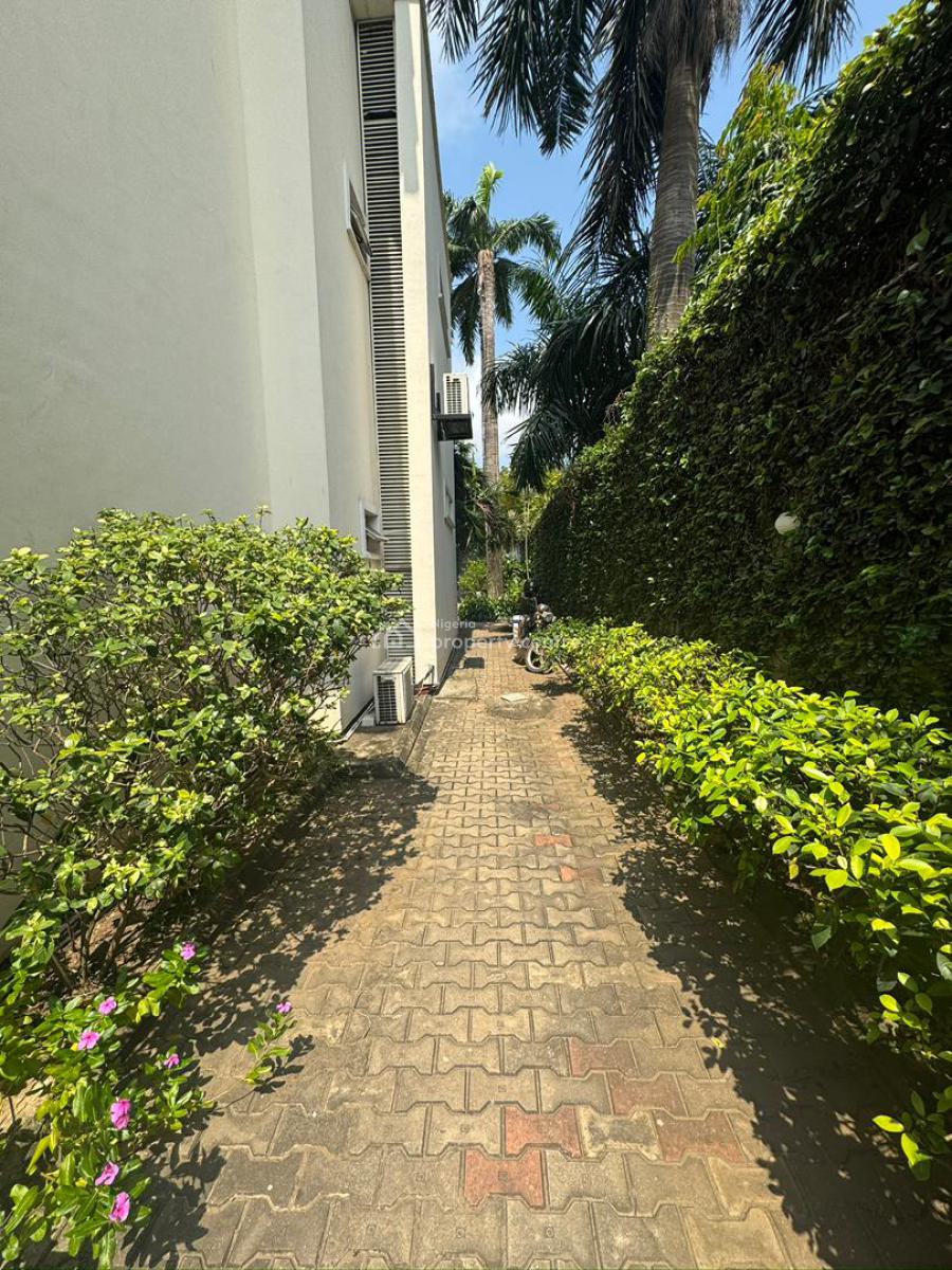 10-unit Residential Building (3-beds & 4-bed Pents), Victoria Island (vi), Lagos, House for Sale