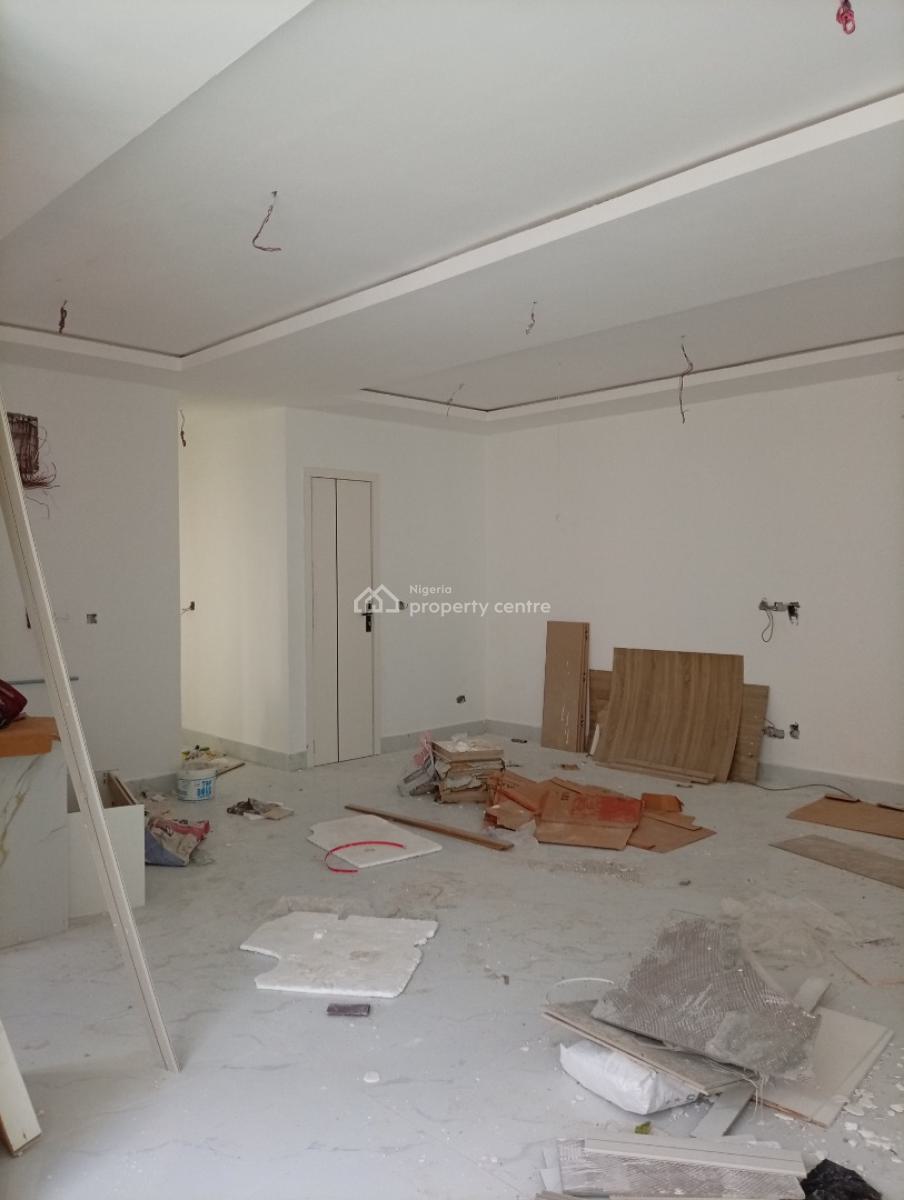 2 Bedroom Apartment, Lekki Phase 1, Lekki, Lagos, Flat / Apartment for Sale