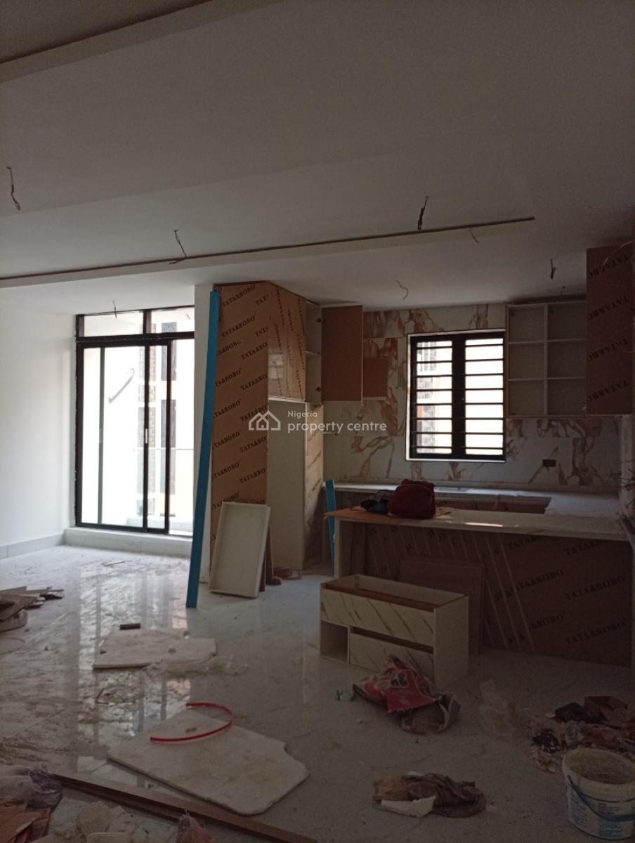 2 Bedroom Apartment, Lekki Phase 1, Lekki, Lagos, Flat / Apartment for Sale