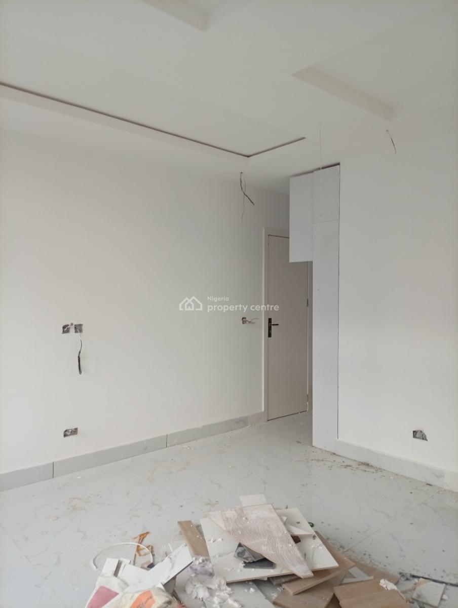 2 Bedroom Apartment, Lekki Phase 1, Lekki, Lagos, Flat / Apartment for Sale
