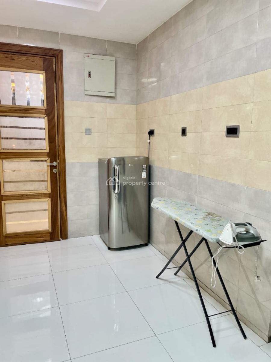 Beautiful 3 Bedroom Apartment, Ikate, Lekki, Lagos, Flat / Apartment Short Let