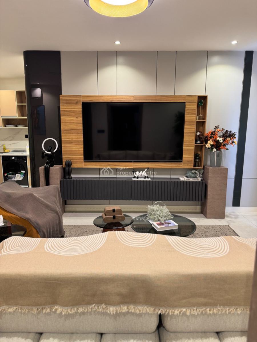 Luxury 2 Bedroom Flat, Off Admiralty, Lekki Phase 1, Lekki, Lagos, Flat / Apartment Short Let