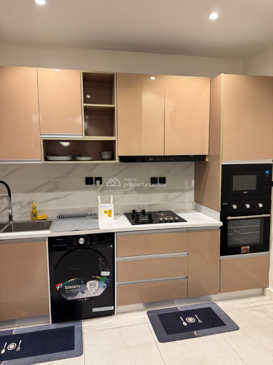 Luxury 2 Bedroom Flat, Off Admiralty, Lekki Phase 1, Lekki, Lagos, Flat / Apartment Short Let
