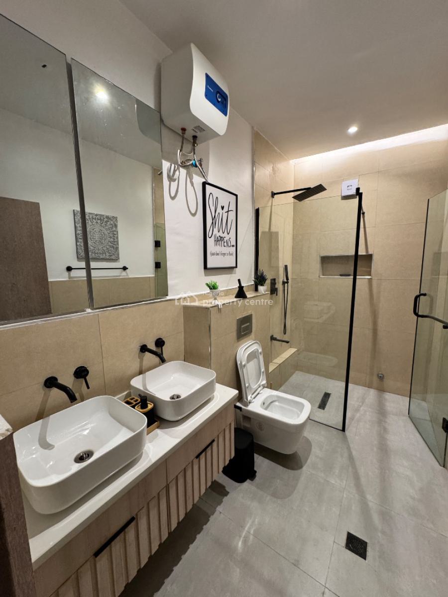 Luxury 2 Bedroom Flat, Off Admiralty, Lekki Phase 1, Lekki, Lagos, Flat / Apartment Short Let