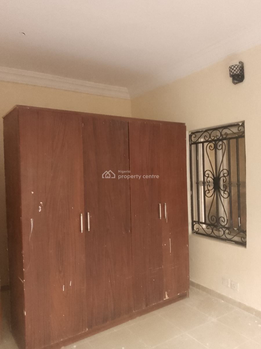 Very Spacious 3 Bedroom Flats Apartments, Off Mobile Road, Ilaje, Ajah, Lagos, Flat / Apartment for Rent