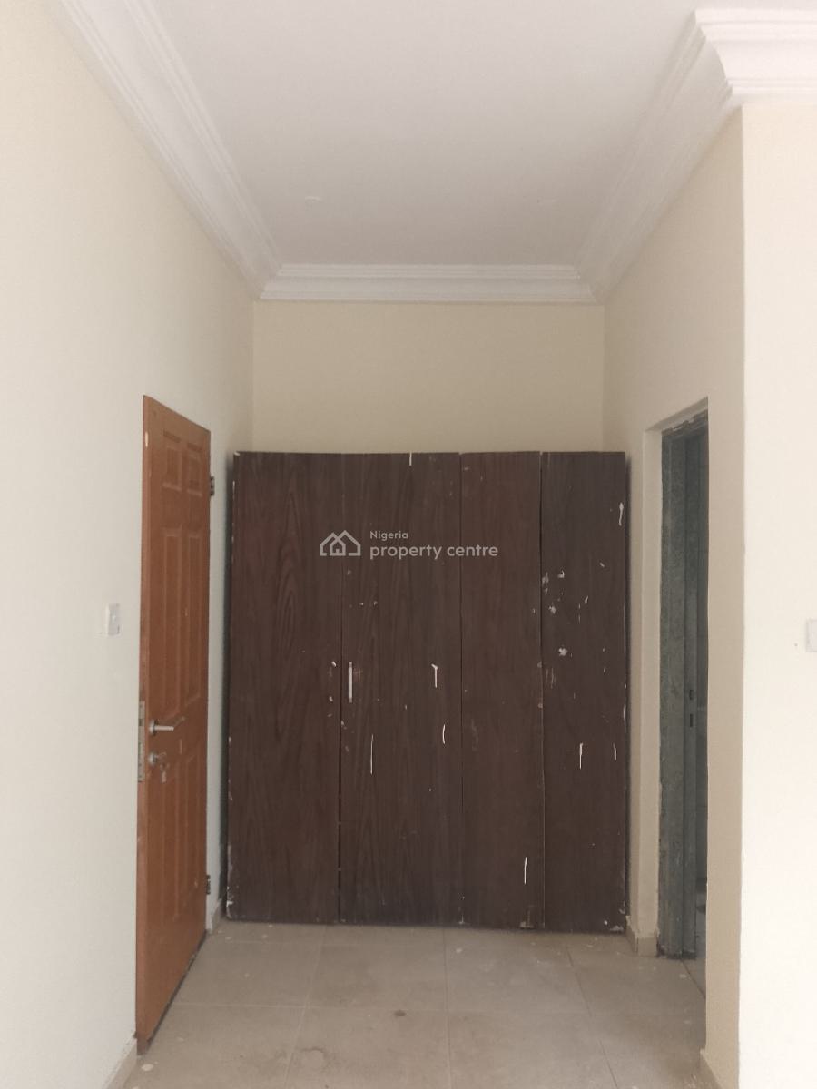 Very Spacious 3 Bedroom Flats Apartments, Off Mobile Road, Ilaje, Ajah, Lagos, Flat / Apartment for Rent