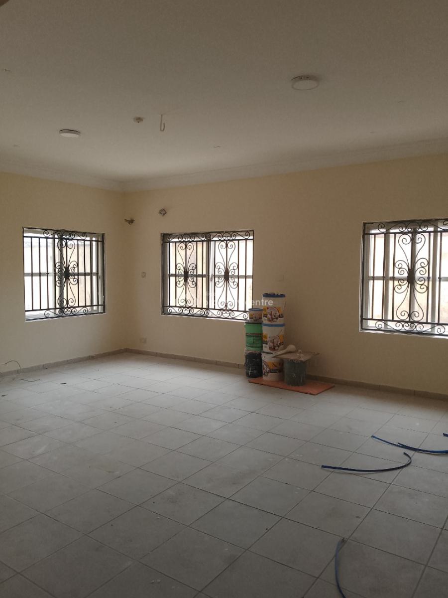 Very Spacious 3 Bedroom Flats Apartments, Off Mobile Road, Ilaje, Ajah, Lagos, Flat / Apartment for Rent