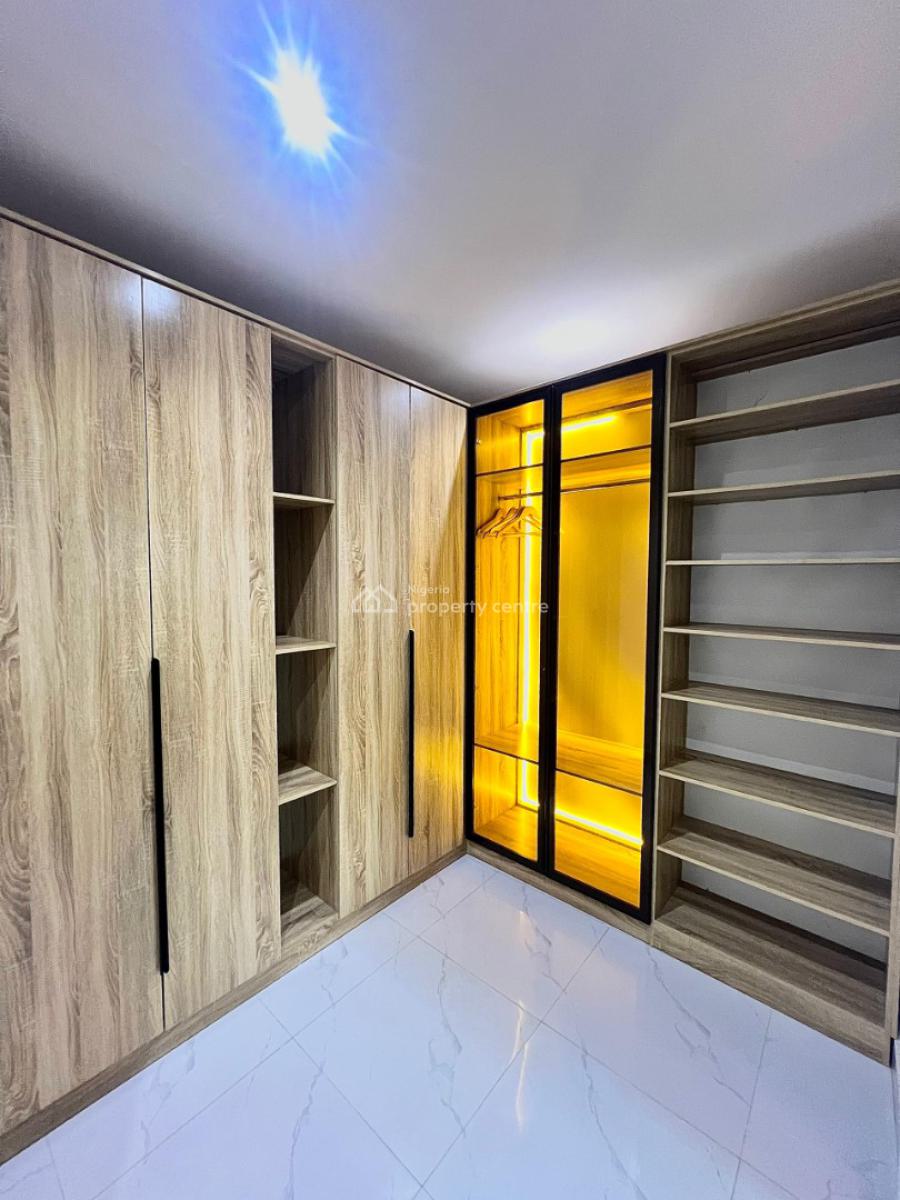 Fully Furnished 4 Bedroom Maisonette with Bq , Inverter, Lekki Phase 1, Lekki, Lagos, House for Rent