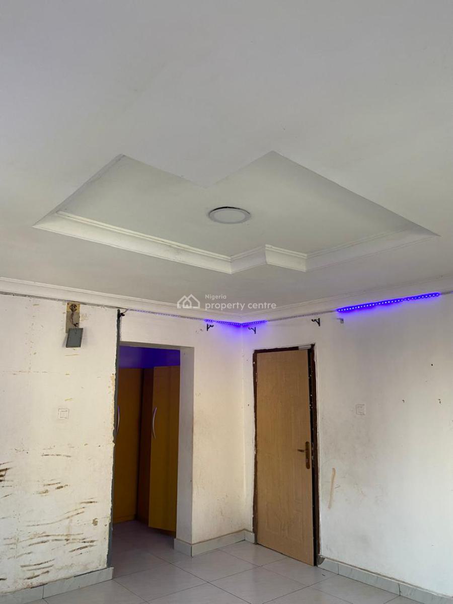 a Lovely Spacious 3bedroom Flat Upstairs Apartment, in a Well Interlo, Westwood Estate, Badore, Ajah, Lagos, House for Rent