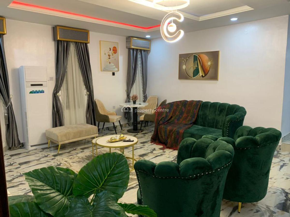 3- Bedroom Apartment, Magodo, Lagos, Flat / Apartment Short Let