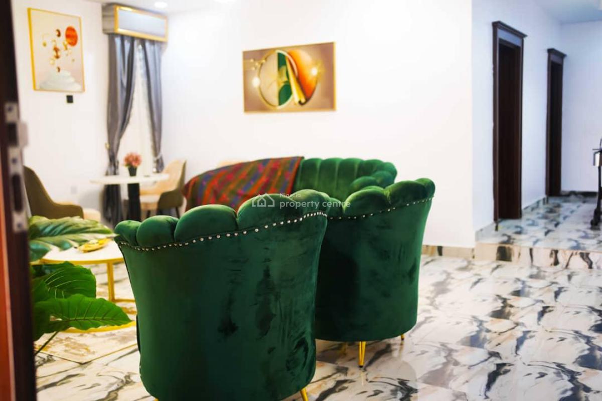 3- Bedroom Apartment, Magodo, Lagos, Flat / Apartment Short Let
