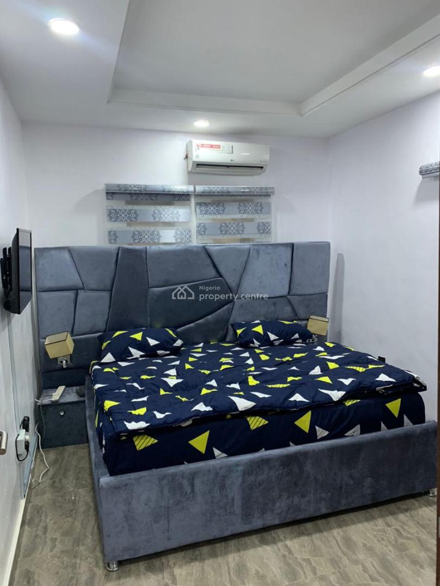 3- Bedroom Apartment, Magodo, Lagos, Flat / Apartment Short Let