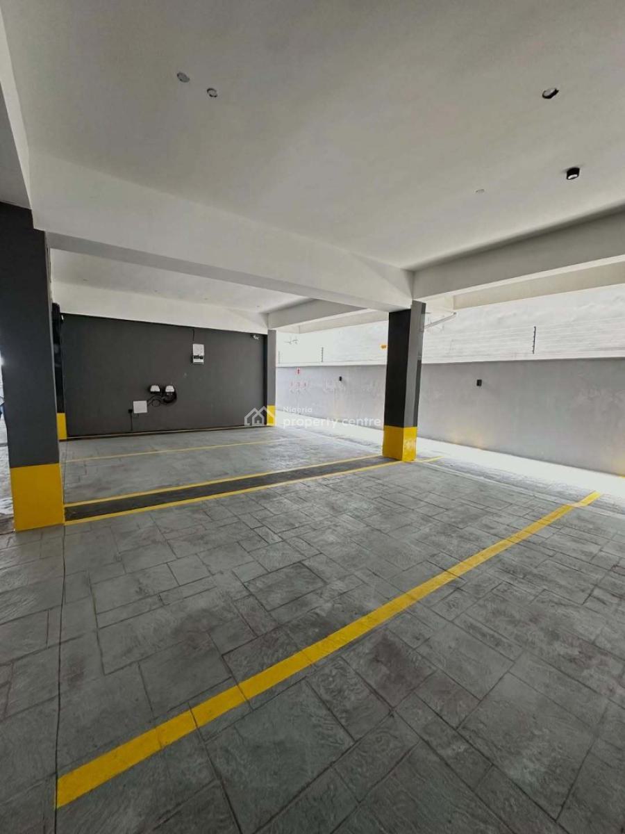 Fully Serviced 2-bedroom Flat with Bq, Gym & Elevator, Lekki Phase 1, Lekki, Lagos, Flat / Apartment for Rent