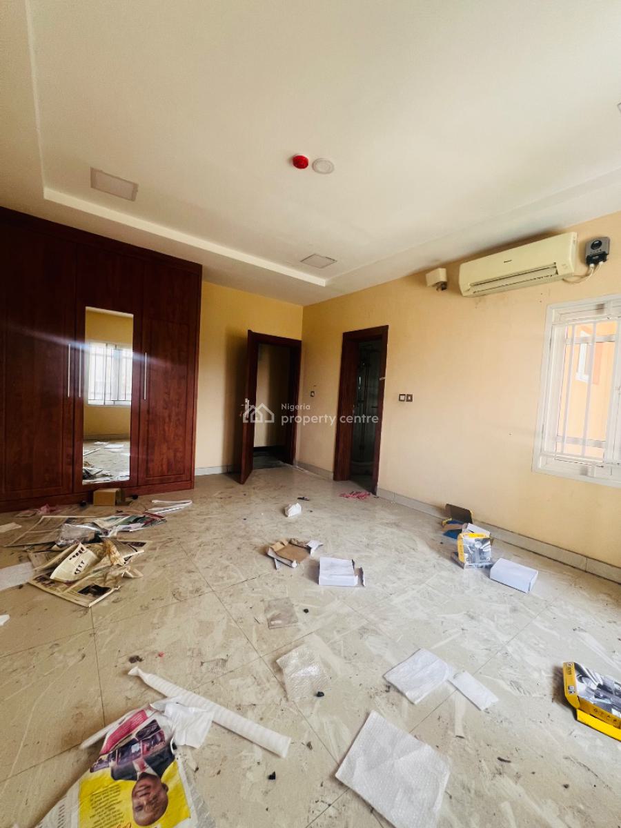 Aesthetically Built 3bedroom Apartment with Bq, Parkview, Ikoyi, Lagos, Flat / Apartment for Rent