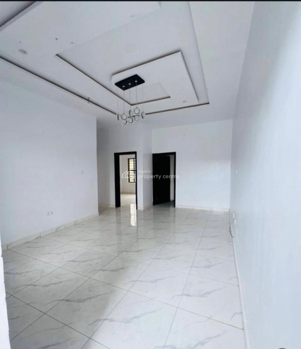 Nicely Built 3 Bedroom Apartment, Surulere, Lagos, Flat / Apartment for Sale
