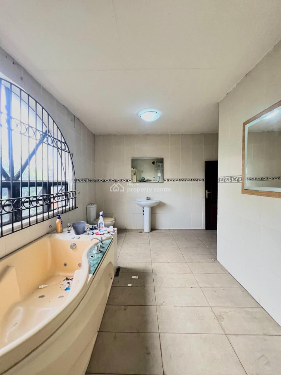 Spacious 5 Bedroom Fully Detached House with 2 Rooms Bq., Lekki Phase 1, Lekki, Lagos, Detached Duplex for Rent
