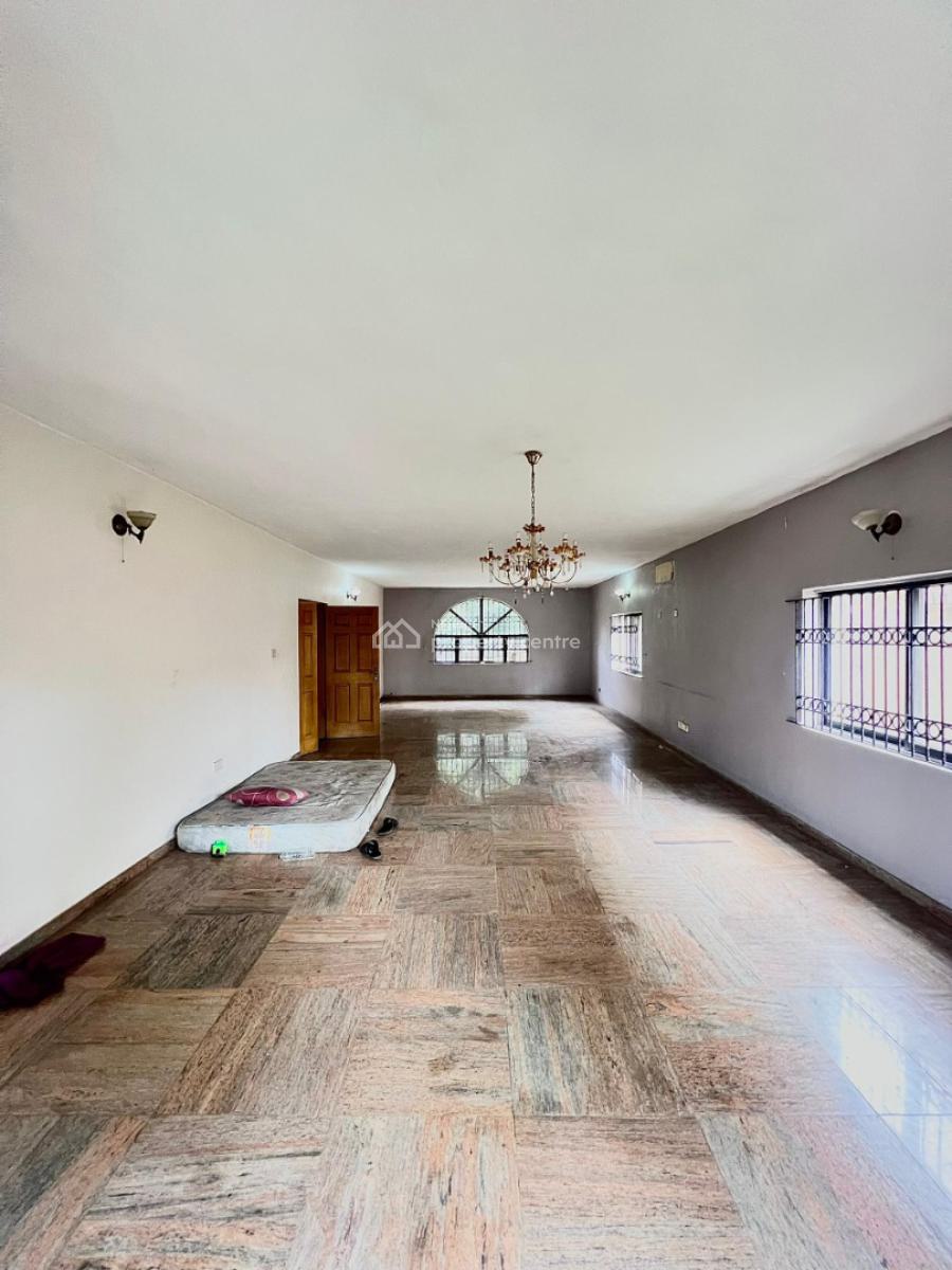 Spacious 5 Bedroom Fully Detached House with 2 Rooms Bq., Lekki Phase 1, Lekki, Lagos, Detached Duplex for Rent