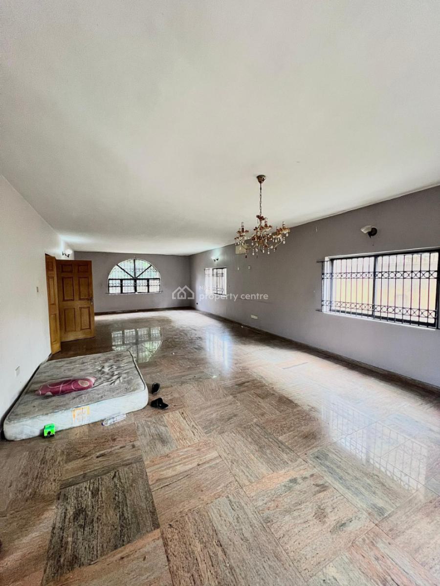 Spacious 5 Bedroom Fully Detached House with 2 Rooms Bq., Lekki Phase 1, Lekki, Lagos, Detached Duplex for Rent