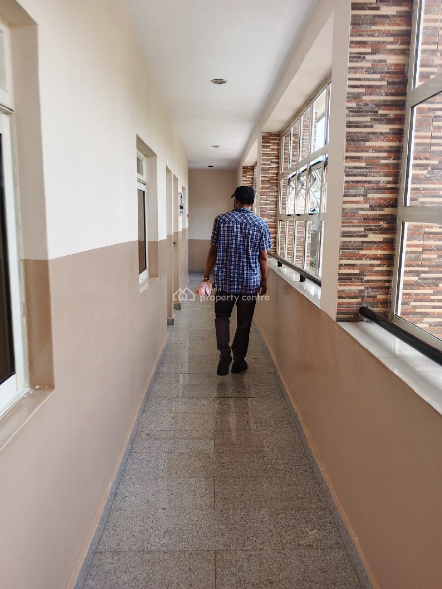 68sqm Office Space, Wuse 2, Abuja, Plaza / Complex / Mall for Rent