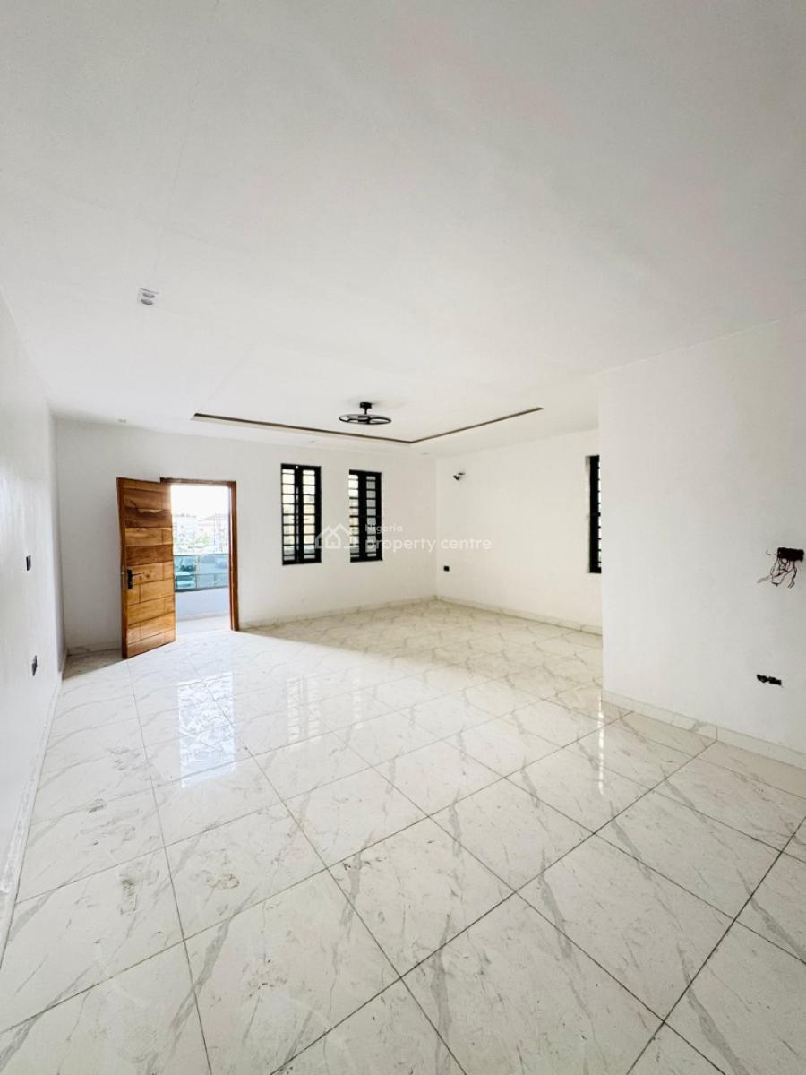Newly Built and Spacious 5 Bedroom Self-compound Semi-detached Duplex, Lekki Phase 1, Lekki, Lagos, Semi-detached Duplex for Sale