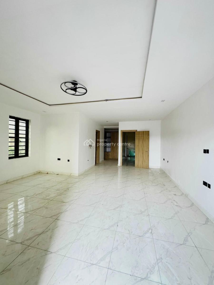 Newly Built and Spacious 5 Bedroom Self-compound Semi-detached Duplex, Lekki Phase 1, Lekki, Lagos, Semi-detached Duplex for Sale
