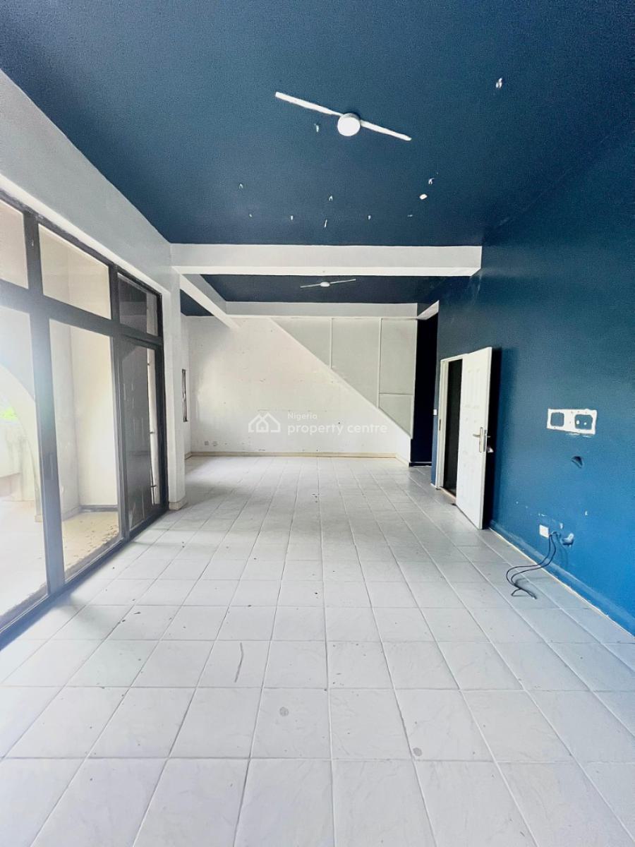 Self-compound 5 Bedroom Semi-detached House with 4 Rooms Bq., Lekki Phase 1, Lekki, Lagos, Semi-detached Duplex for Sale