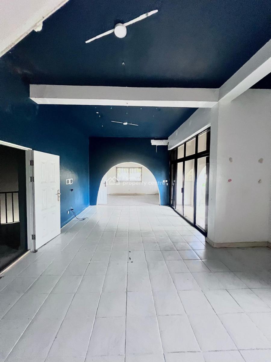 Self-compound 5 Bedroom Semi-detached House with 4 Rooms Bq., Lekki Phase 1, Lekki, Lagos, Semi-detached Duplex for Sale